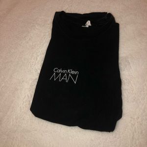 Black tee shirt